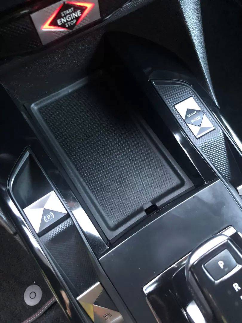 ds-ds-3-crossback-2020-eletrico-0cc