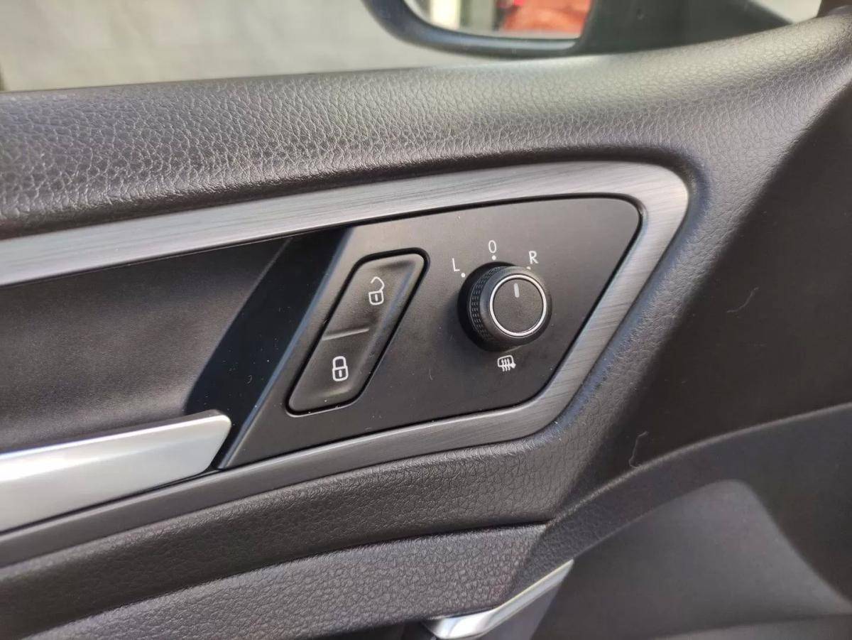 volkswagen-golf-2018-gasolina-999cc