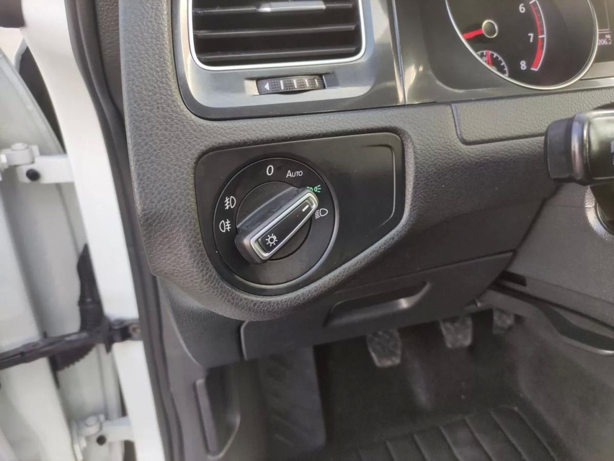 volkswagen-golf-2018-gasolina-999cc