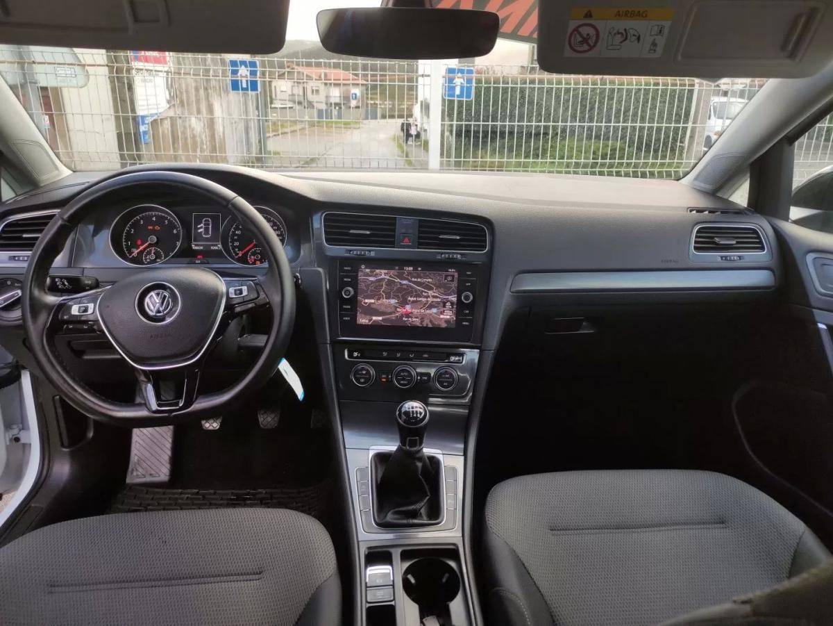 volkswagen-golf-2018-gasolina-999cc