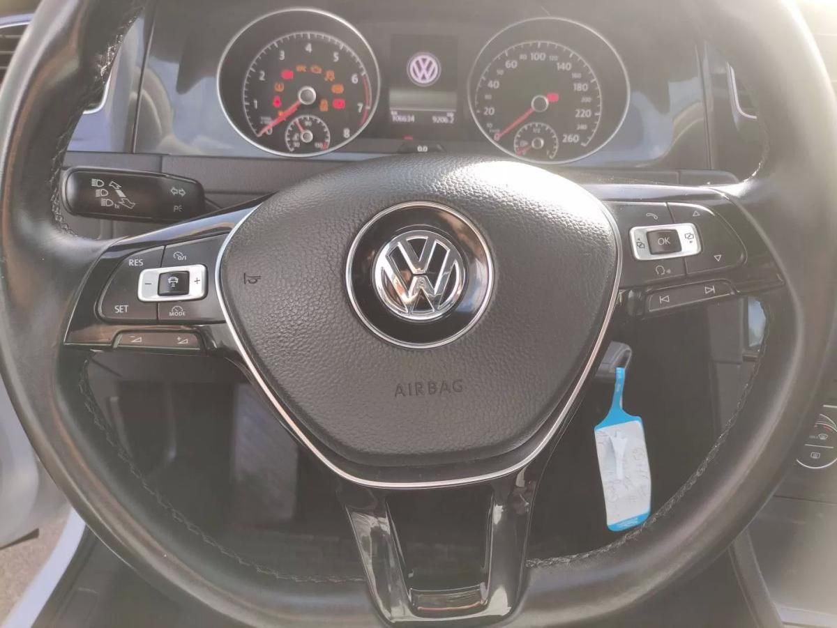 volkswagen-golf-2018-gasolina-999cc