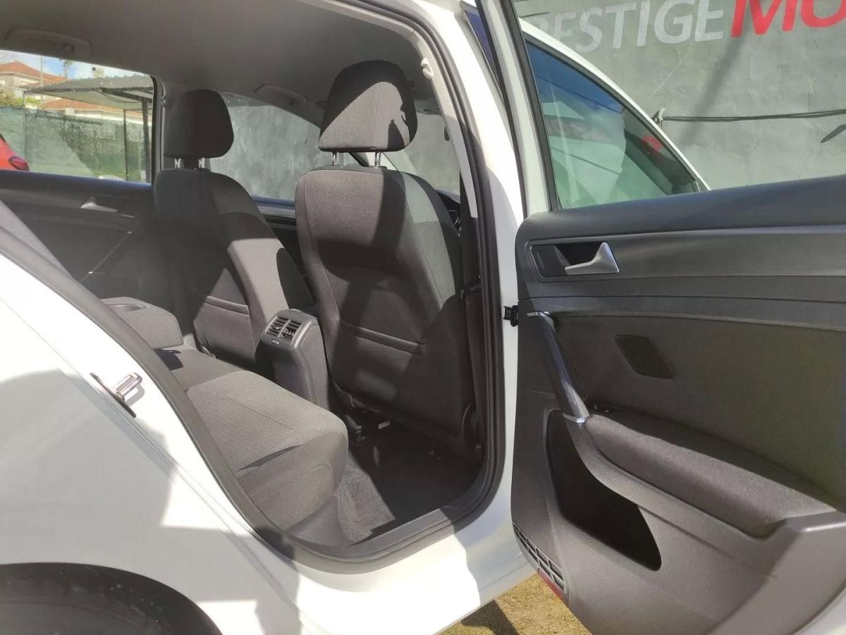 volkswagen-golf-2018-gasolina-999cc