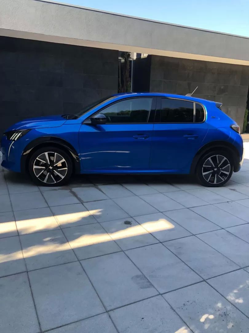 peugeot-208-2020-eletrico-0cc