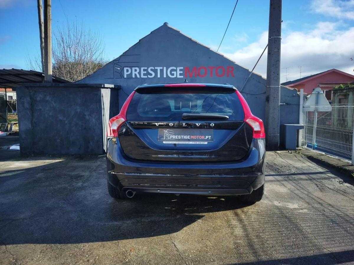 volvo-v60-2014-diesel-1560cc