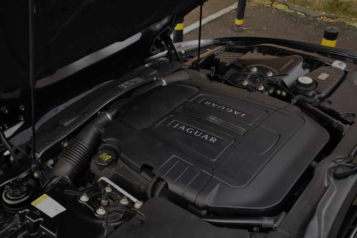 jaguar-xk-5-0-v8-2011-gasolina-5000cc