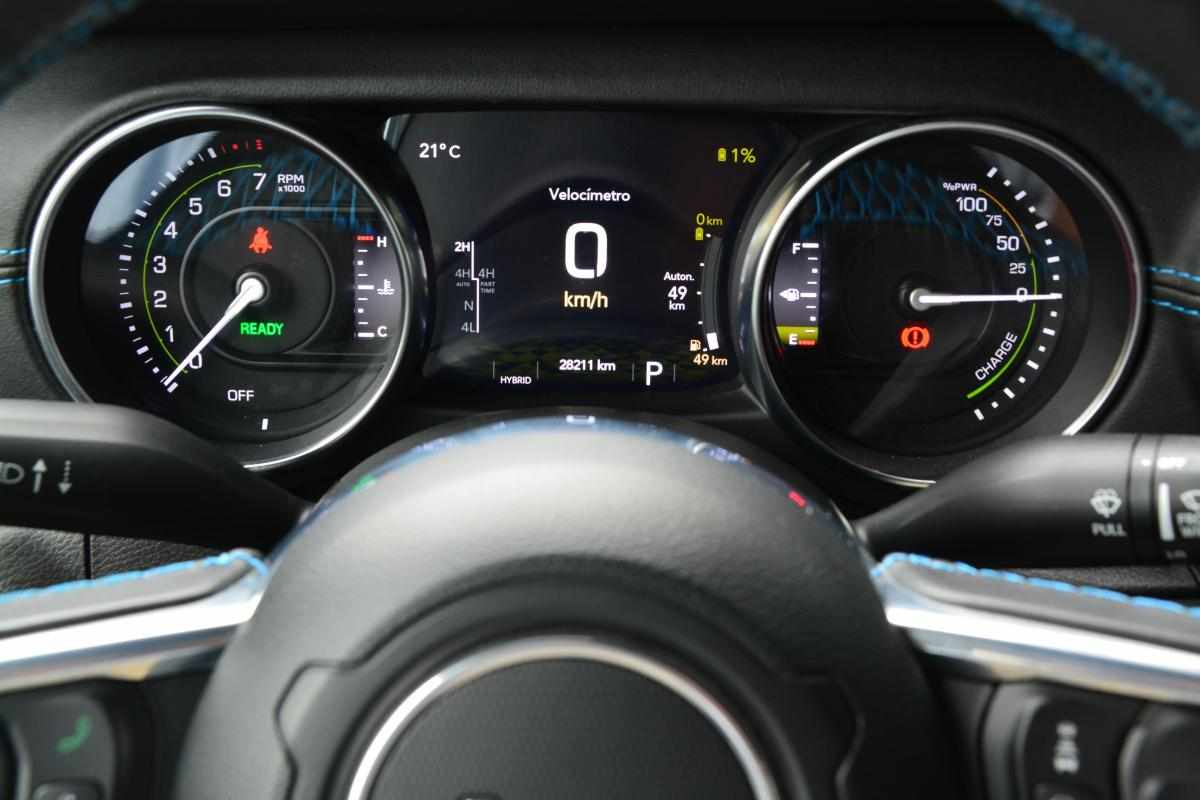 jeep-wrangler-2-0-4xe-2023-gasolina-1995cc