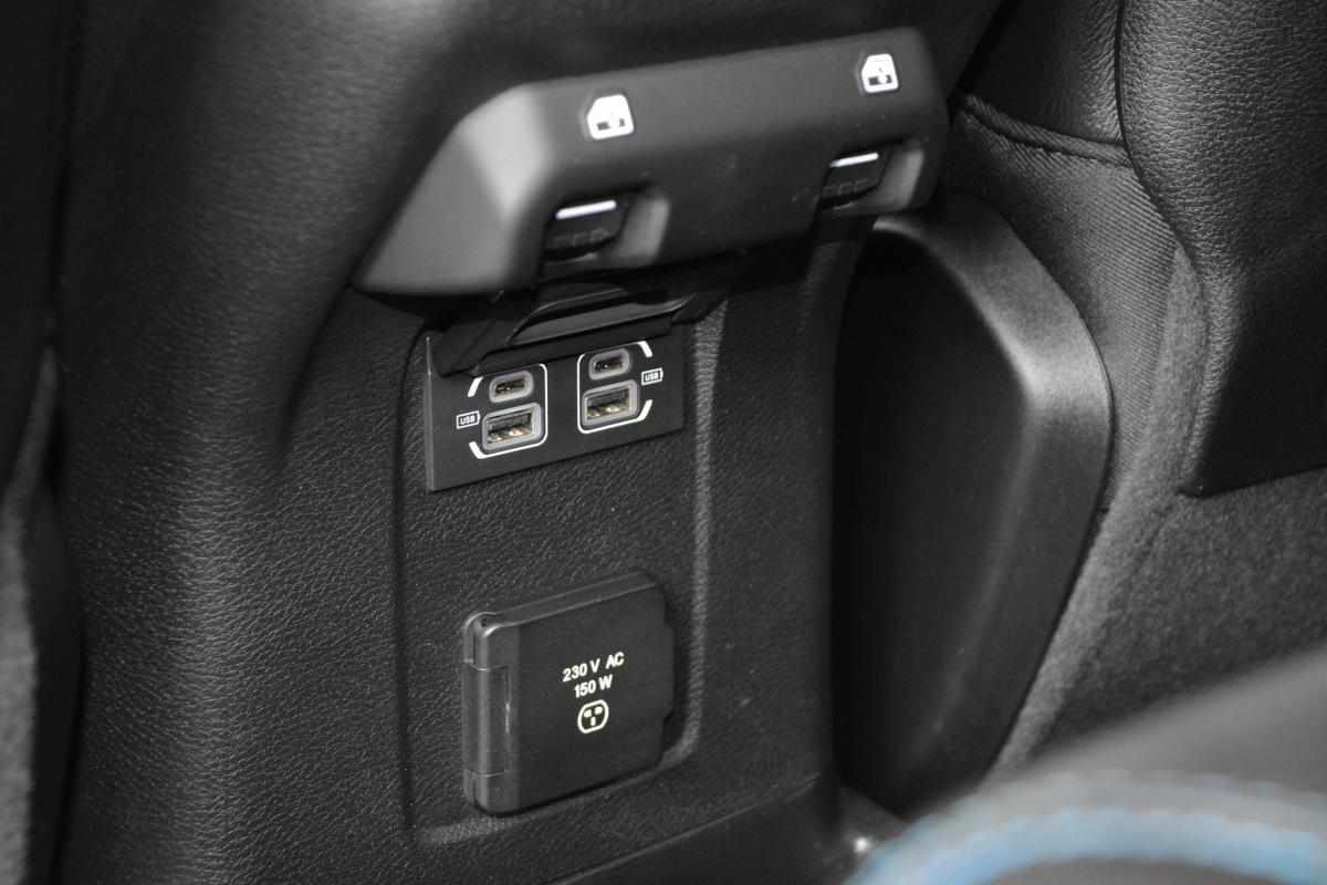 jeep-wrangler-2-0-4xe-2023-gasolina-1995cc