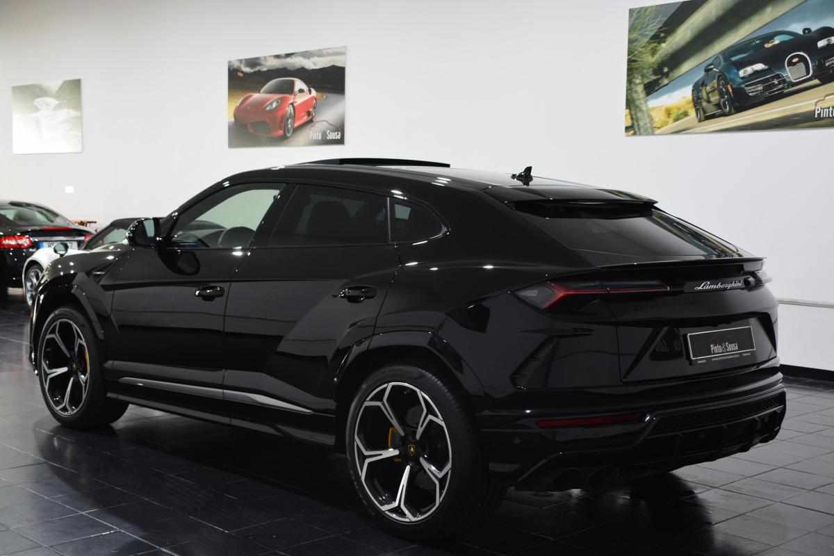 lamborghini-urus-4-0-v8-awd-2020-gasolina-3996cc