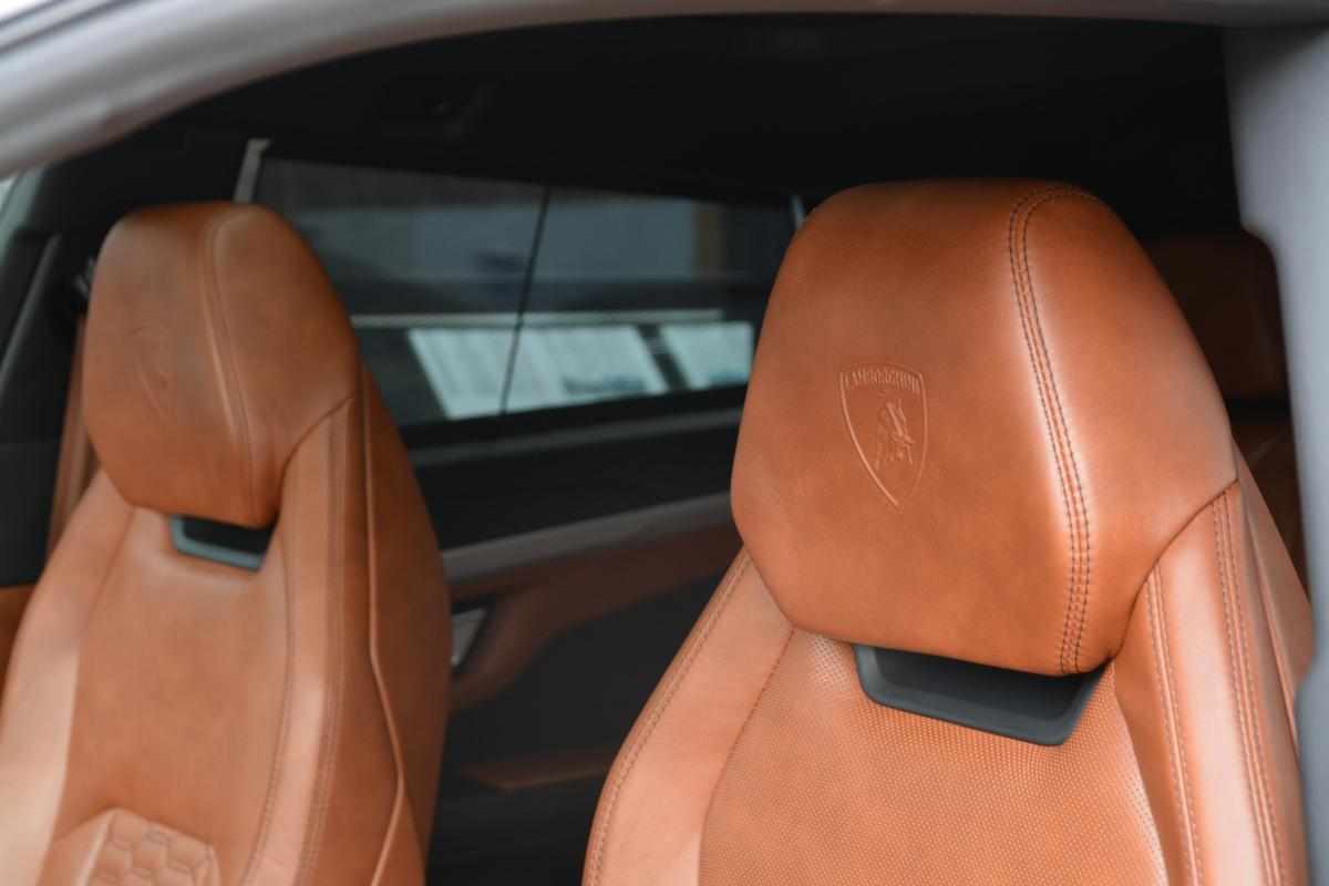 lamborghini-urus-4-0-v8-awd-2020-gasolina-3996cc