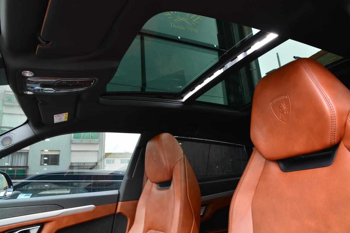 lamborghini-urus-4-0-v8-awd-2020-gasolina-3996cc