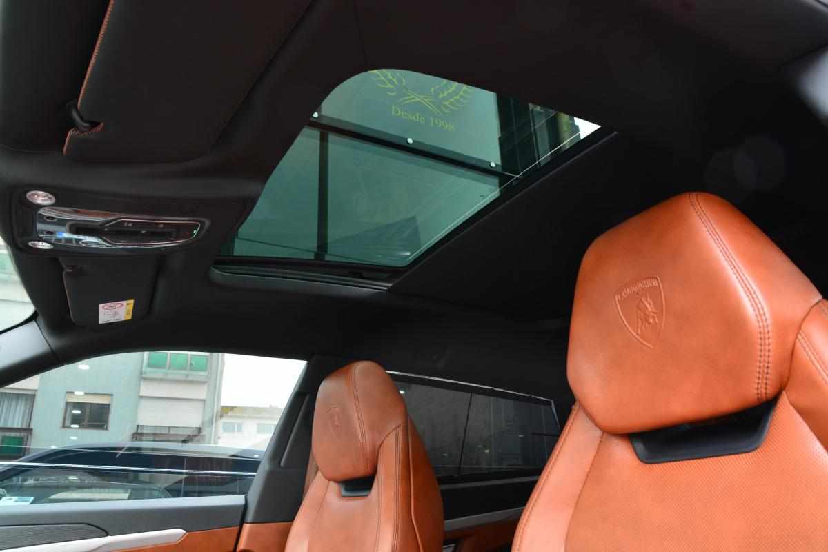 lamborghini-urus-4-0-v8-awd-2020-gasolina-3996cc