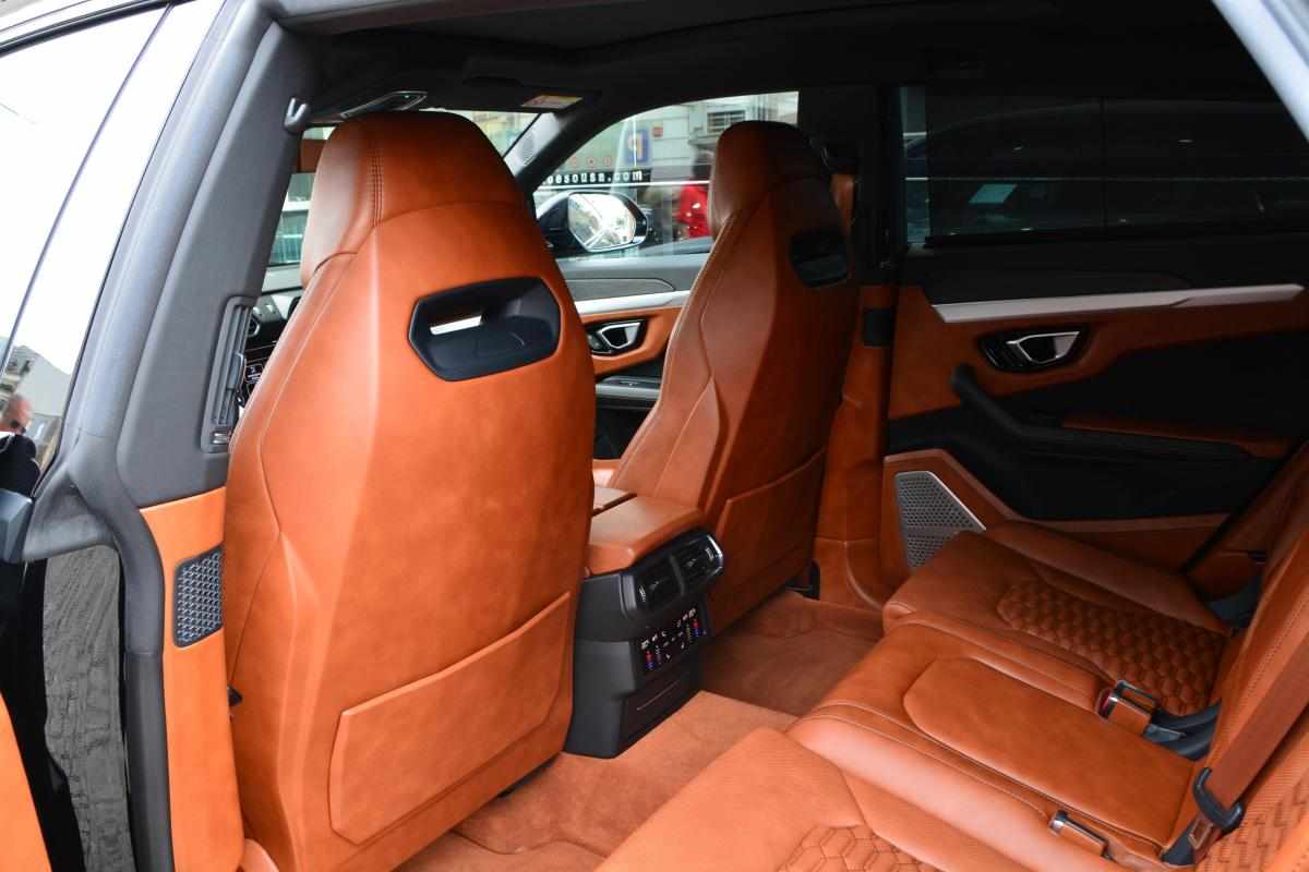lamborghini-urus-4-0-v8-awd-2020-gasolina-3996cc