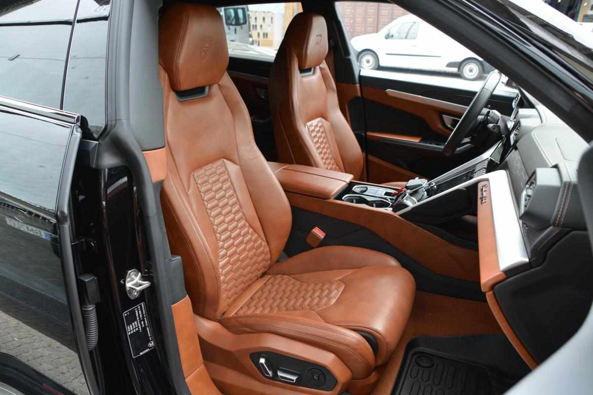 lamborghini-urus-4-0-v8-awd-2020-gasolina-3996cc