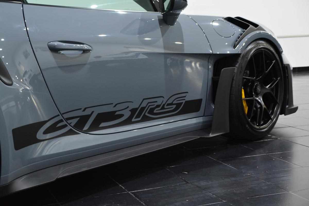 porsche-911-4-0-rs-2025-gasolina-3996cc