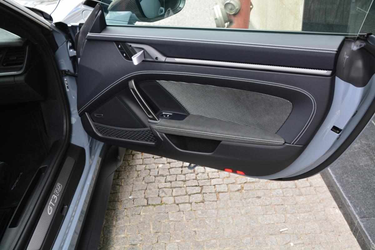 porsche-911-4-0-rs-2025-gasolina-3996cc