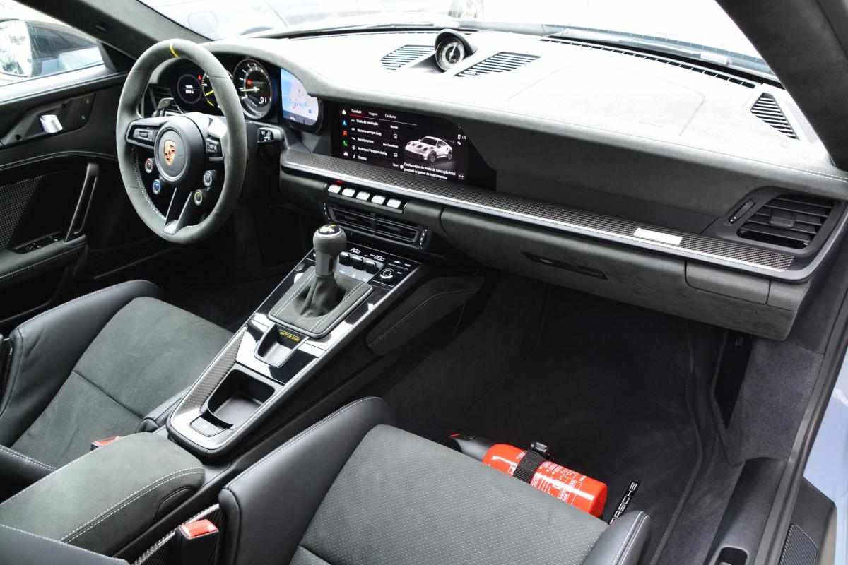 porsche-911-4-0-rs-2025-gasolina-3996cc
