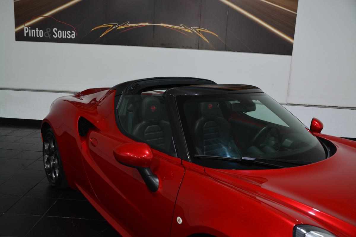alfa-romeo-4c-1-75-tbi-2016-gasolina-1742cc