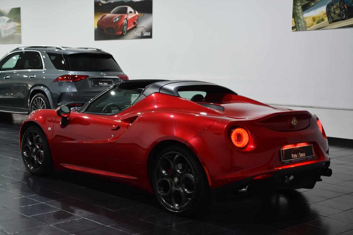 alfa-romeo-4c-1-75-tbi-2016-gasolina-1742cc