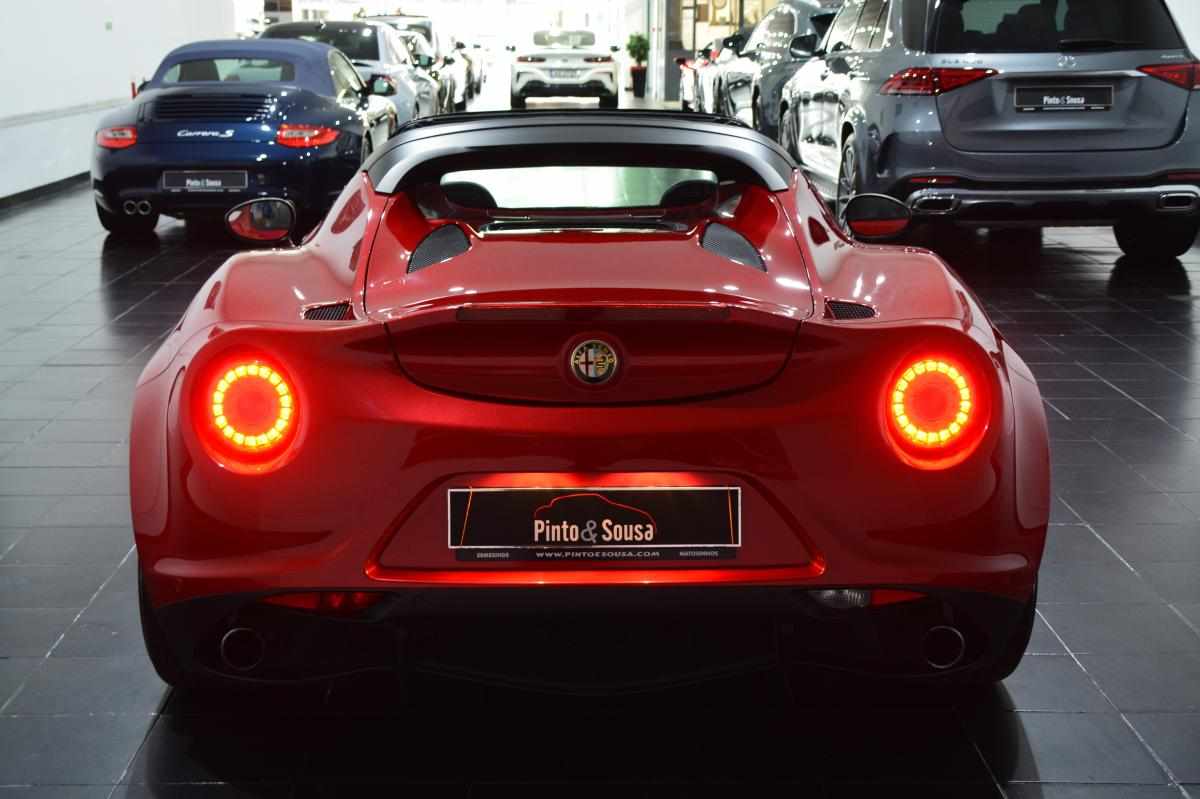 alfa-romeo-4c-1-75-tbi-2016-gasolina-1742cc