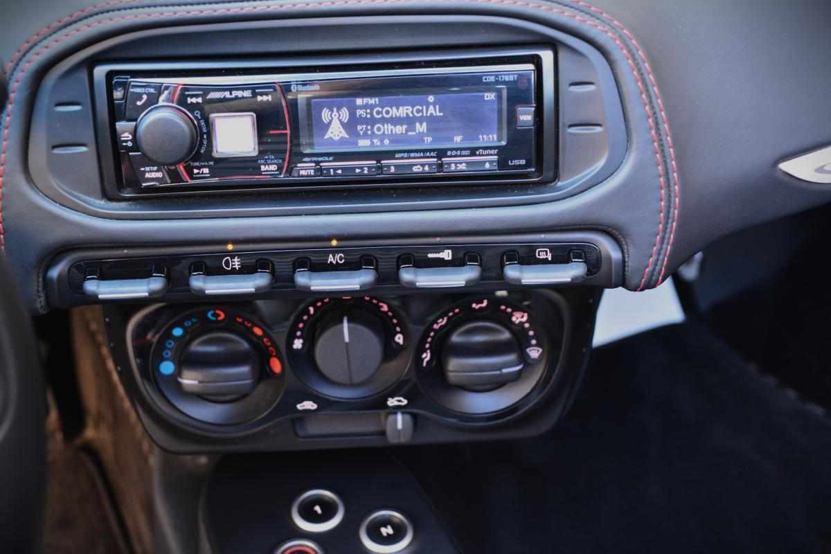 alfa-romeo-4c-1-75-tbi-2016-gasolina-1742cc