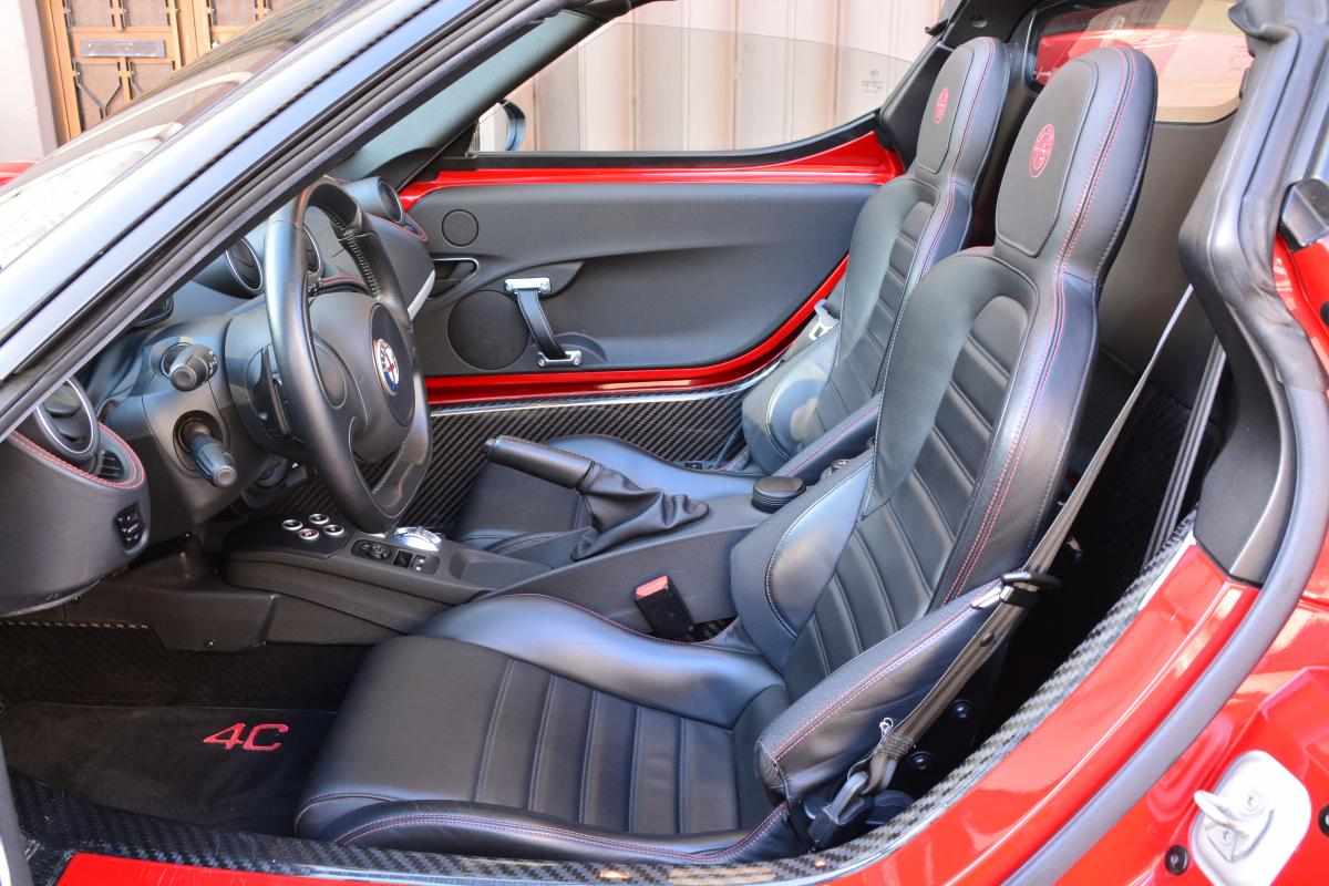 alfa-romeo-4c-1-75-tbi-2016-gasolina-1742cc