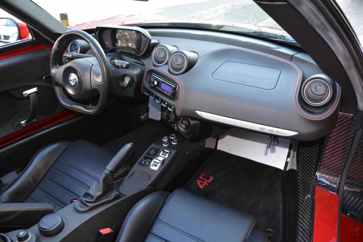 alfa-romeo-4c-1-75-tbi-2016-gasolina-1742cc