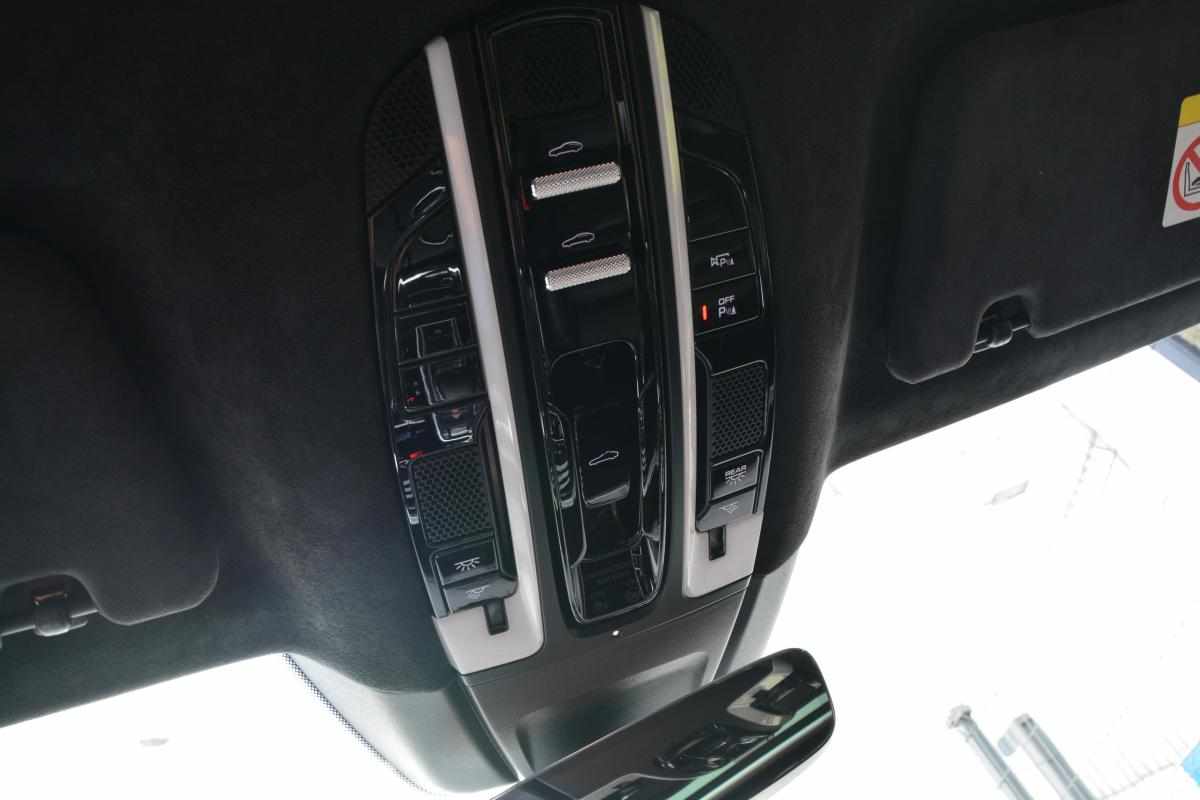 porsche-panamera-turbo-s-e-hybrid-sport-turismo-2019-gasolina-3996cc