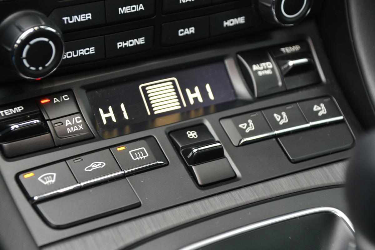 porsche-911-4-gts-2018-gasolina-2981cc