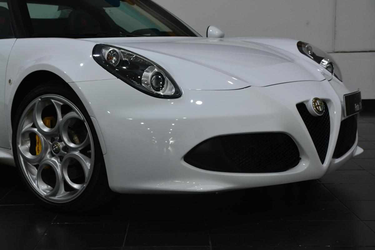 alfa-romeo-4c-1-7-l-2019-gasolina-1742cc