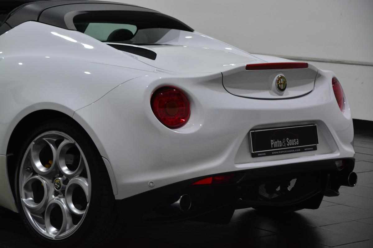 alfa-romeo-4c-1-7-l-2019-gasolina-1742cc