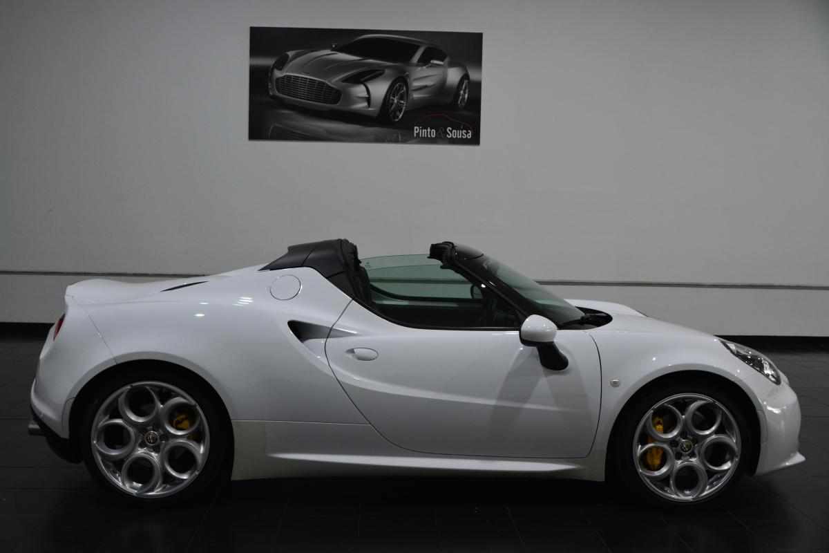 alfa-romeo-4c-1-7-l-2019-gasolina-1742cc