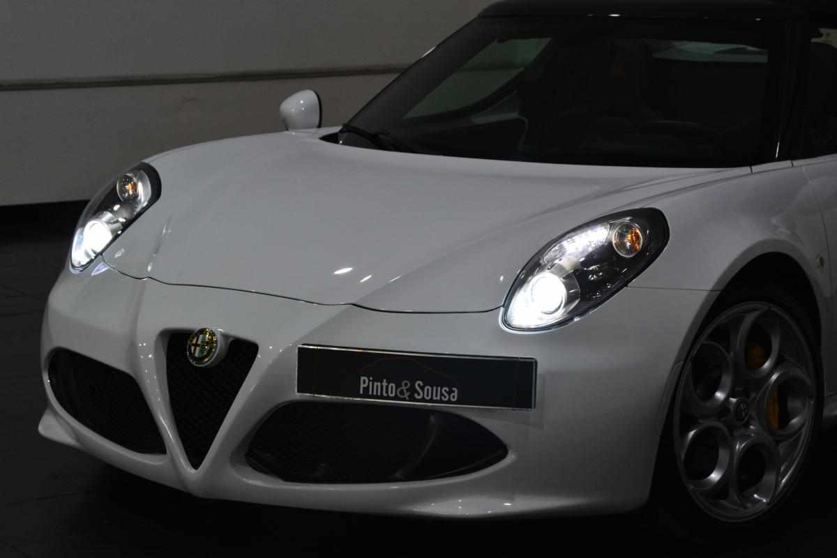alfa-romeo-4c-1-7-l-2019-gasolina-1742cc