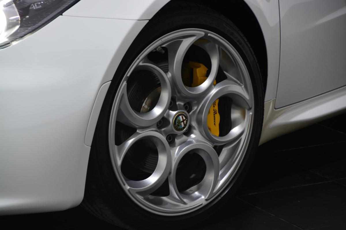 alfa-romeo-4c-1-7-l-2019-gasolina-1742cc