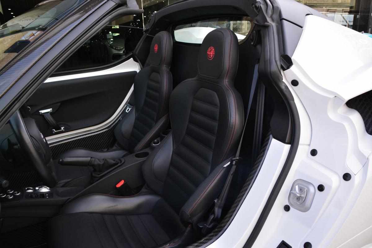 alfa-romeo-4c-1-7-l-2019-gasolina-1742cc
