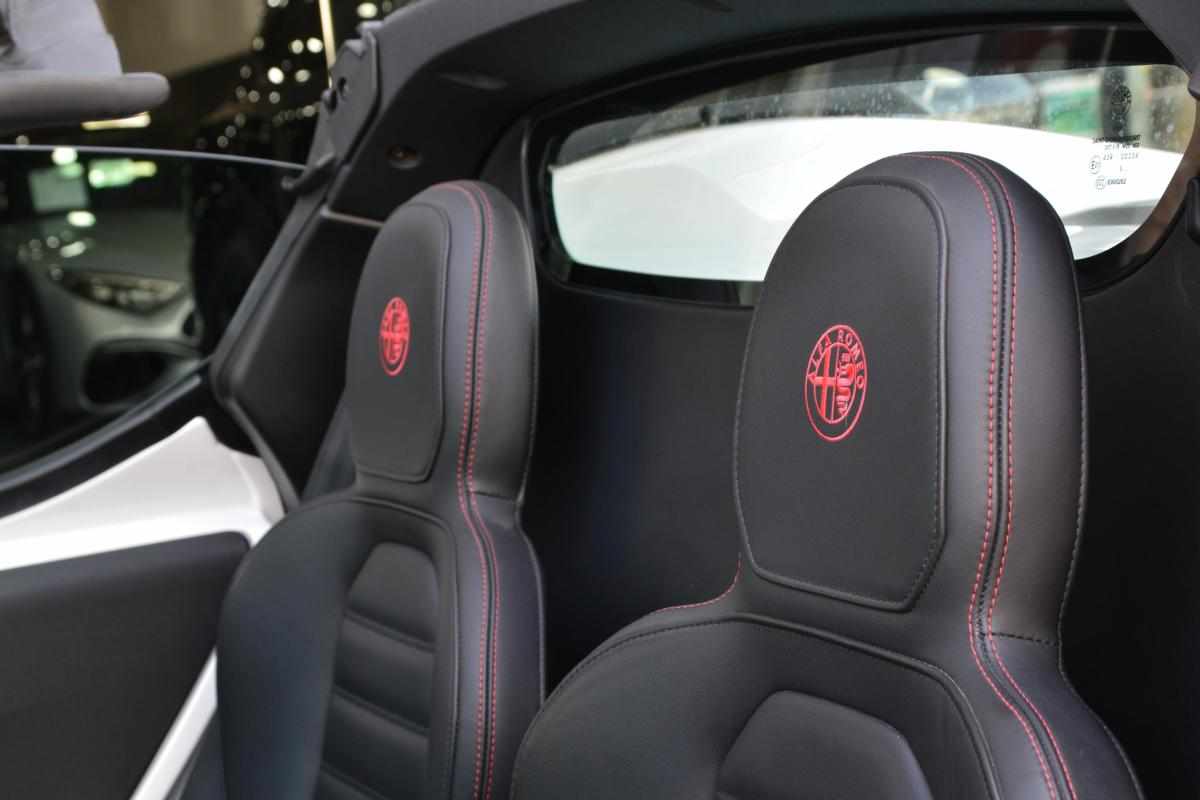 alfa-romeo-4c-1-7-l-2019-gasolina-1742cc