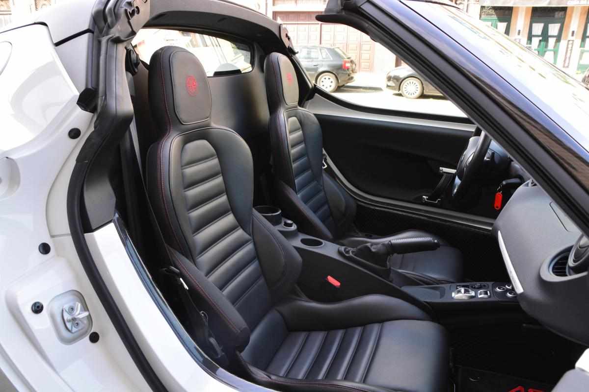 alfa-romeo-4c-1-7-l-2019-gasolina-1742cc