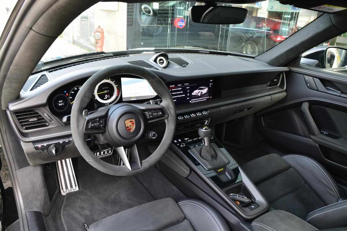 porsche-911-gt3-2024-gasolina-4000cc