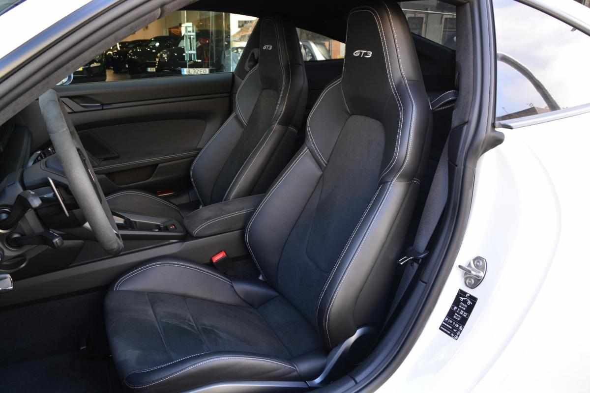 porsche-911-4-0-f6-2023-gasolina-3996cc