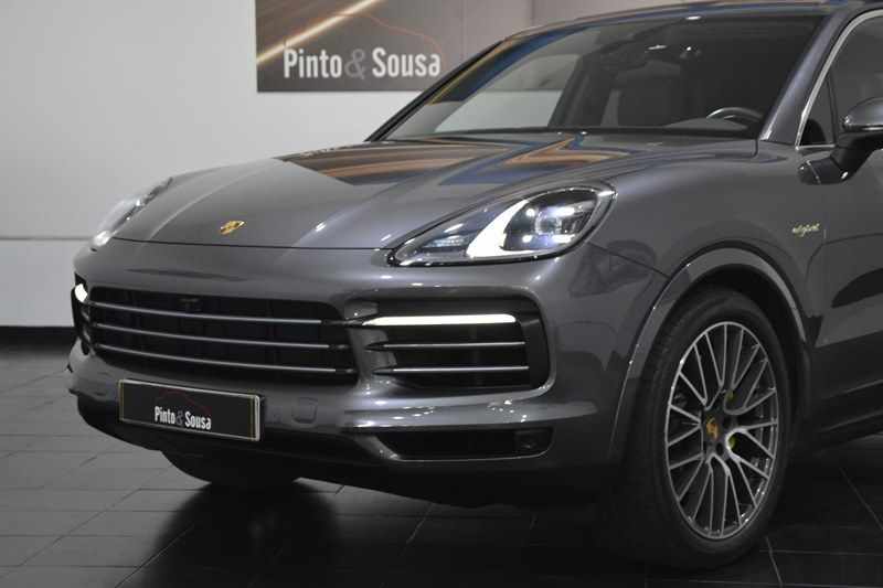 porsche-cayenne-2021-hibrido-a-gasolina-2995cc
