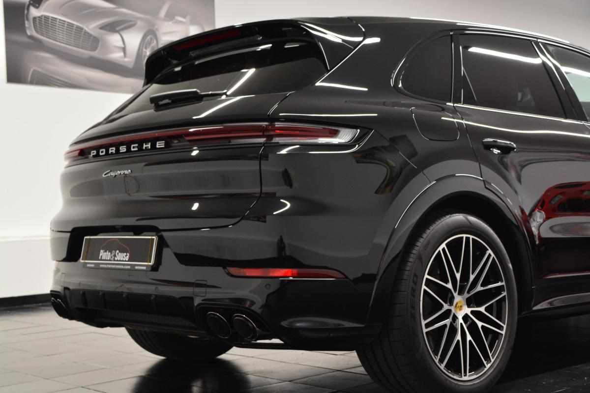 porsche-cayenne-e-hybrid-2024-gasolina-2995cc