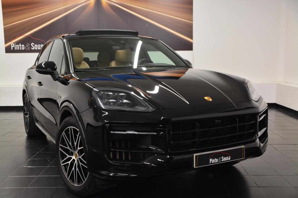 porsche-cayenne-e-hybrid-2024-gasolina-2995cc