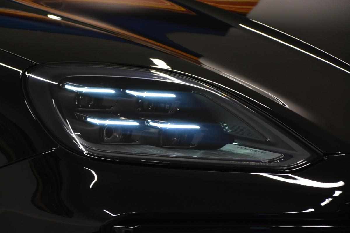 porsche-cayenne-e-hybrid-2024-gasolina-2995cc