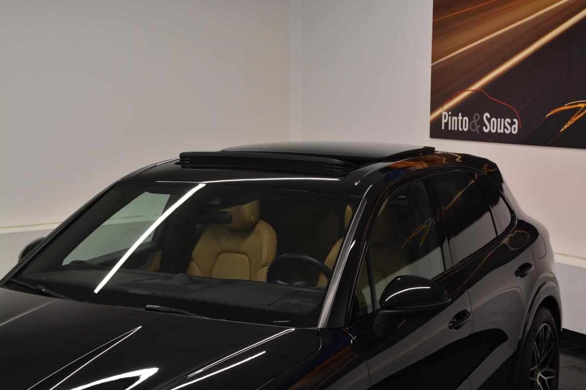 porsche-cayenne-e-hybrid-2024-gasolina-2995cc