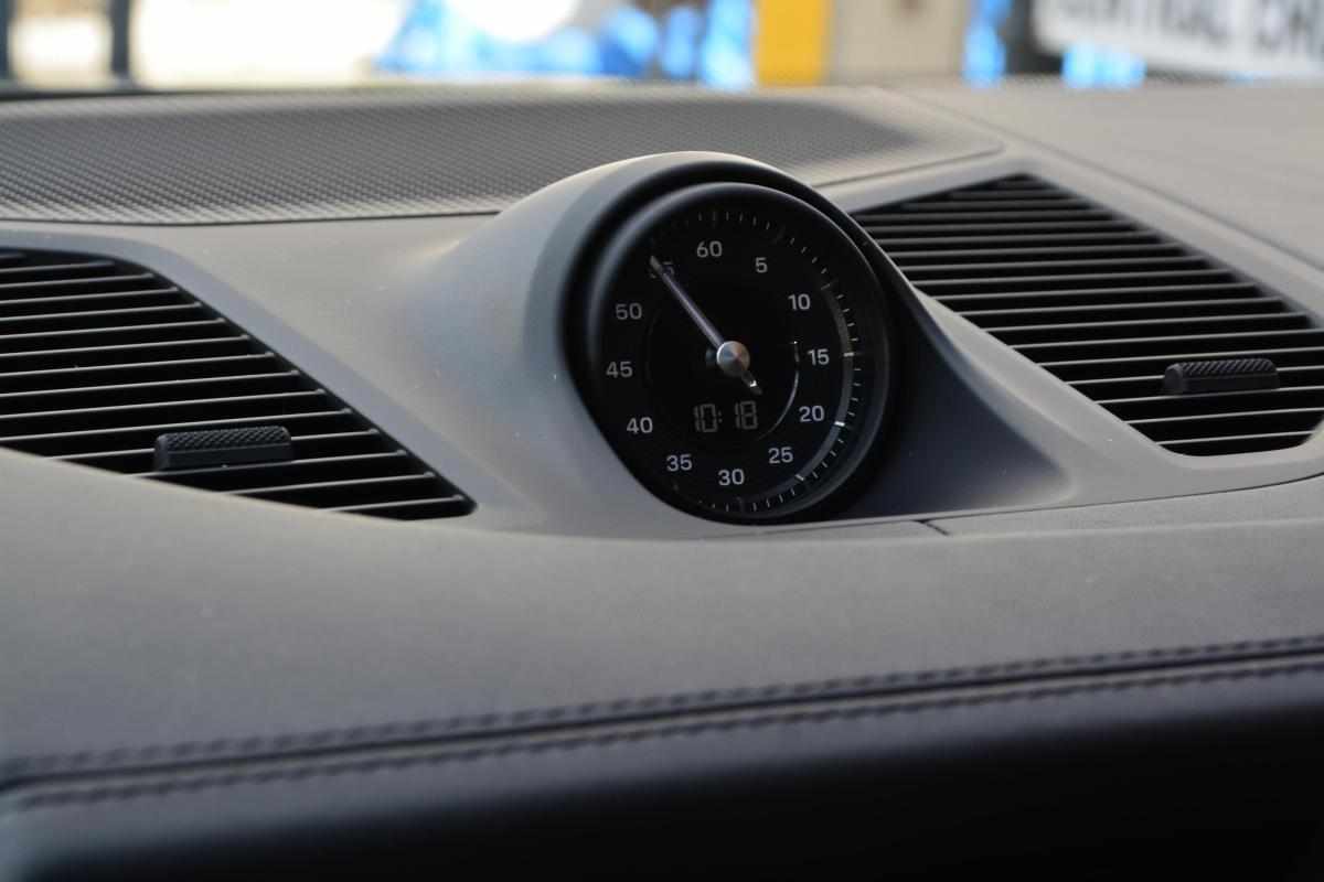 porsche-cayenne-e-hybrid-2024-gasolina-2995cc