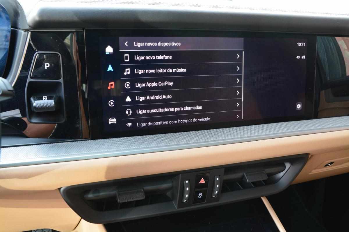 porsche-cayenne-e-hybrid-2024-gasolina-2995cc