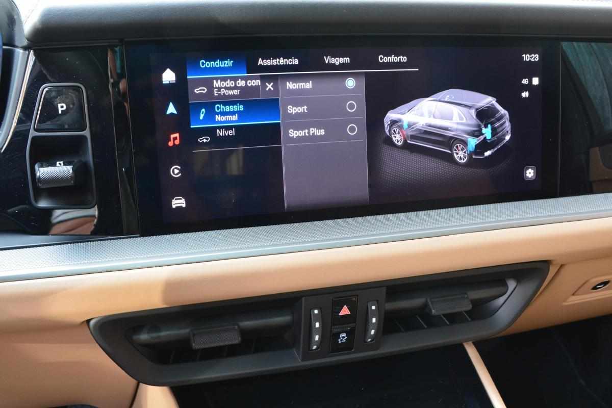 porsche-cayenne-e-hybrid-2024-gasolina-2995cc