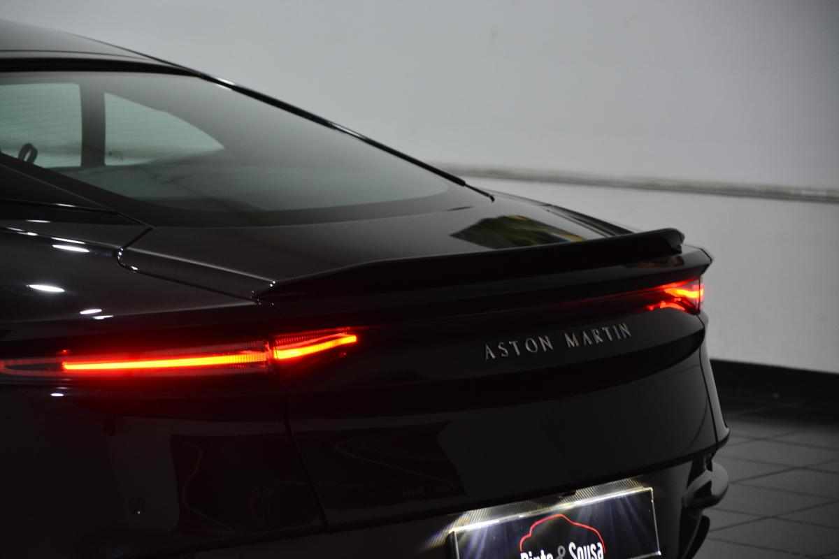 aston-martin-dbs-5-2-v12-2021-gasolina-5204cc