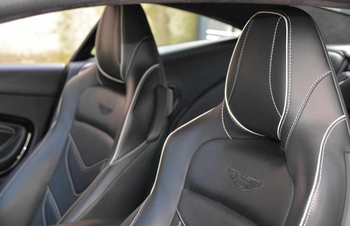aston-martin-dbs-5-2-v12-2021-gasolina-5204cc