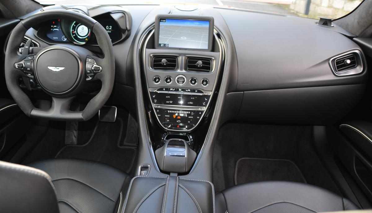 aston-martin-dbs-5-2-v12-2021-gasolina-5204cc