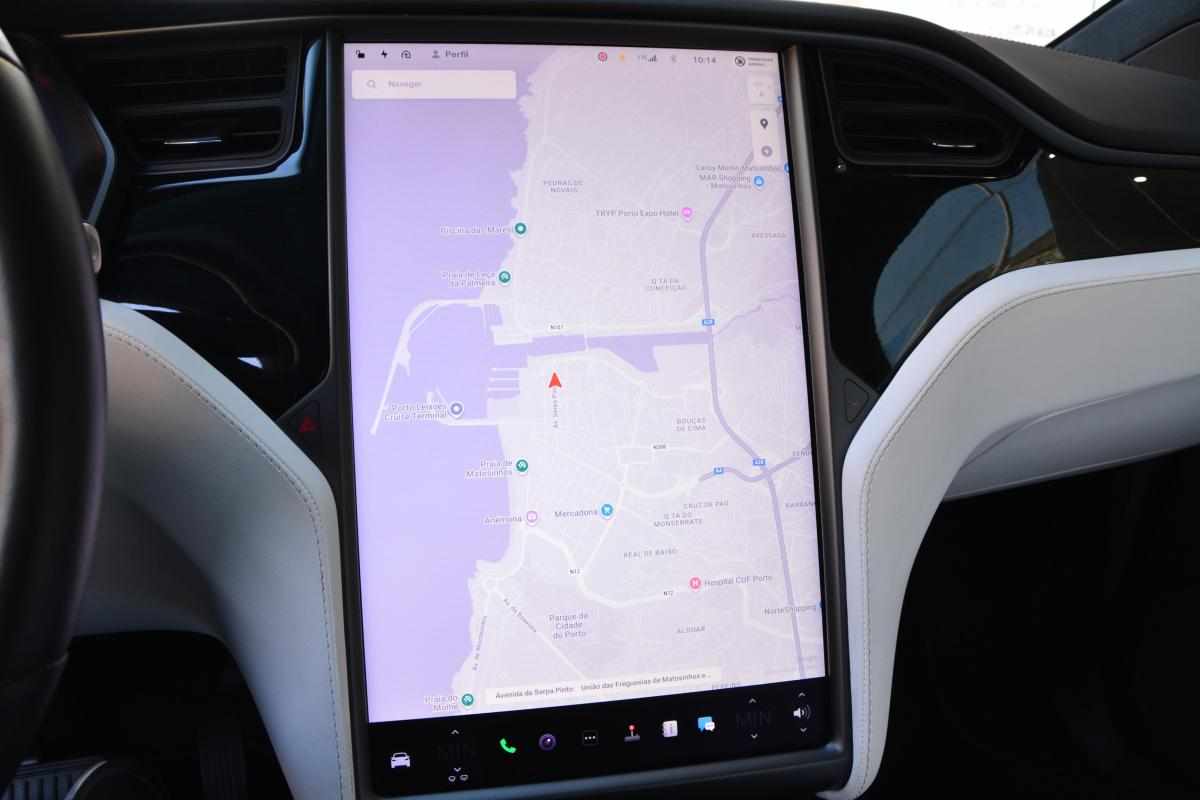 tesla-model-x-2020-eletrico